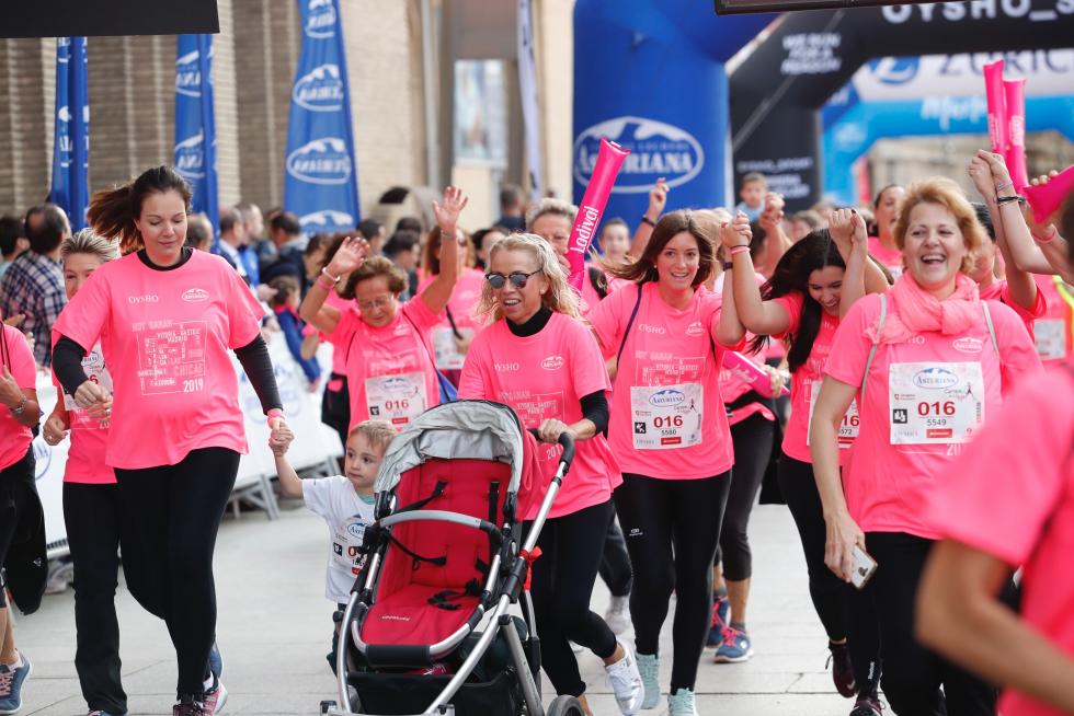 Un total de 13.000 participantes en la Carrera de la Mujer de Zaragoza.