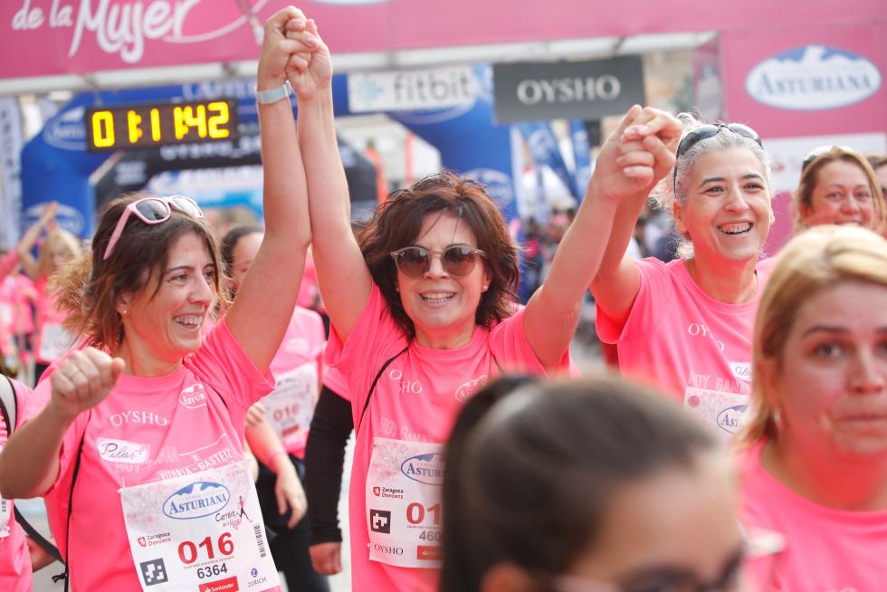 Un total de 13.000 participantes en la Carrera de la Mujer de Zaragoza.