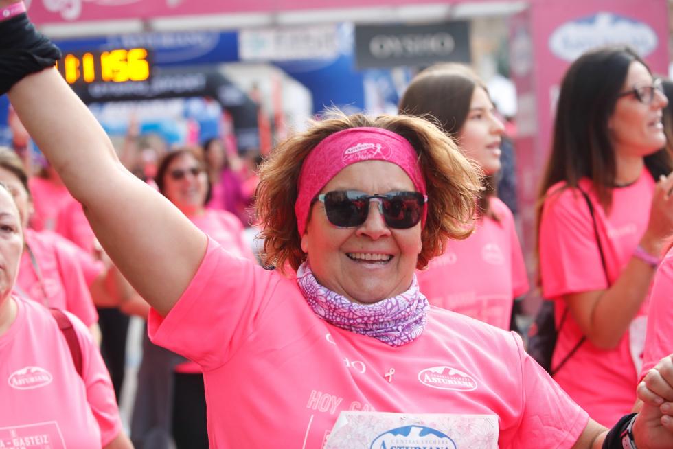 Un total de 13.000 participantes en la Carrera de la Mujer de Zaragoza.
