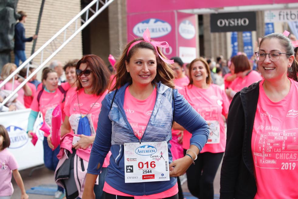 Un total de 13.000 participantes en la Carrera de la Mujer de Zaragoza.