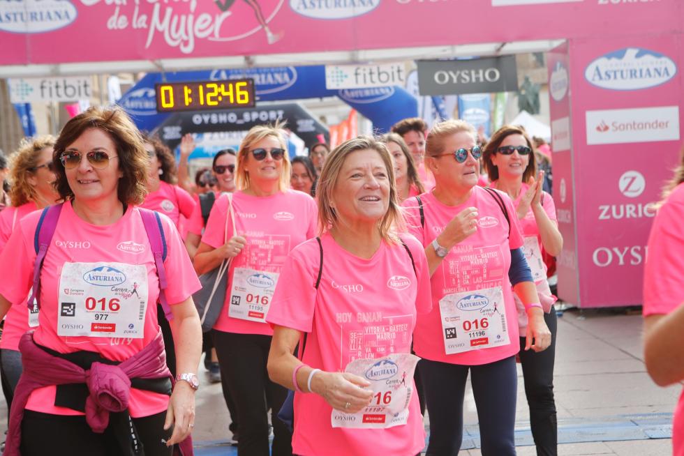 Un total de 13.000 participantes en la Carrera de la Mujer de Zaragoza.