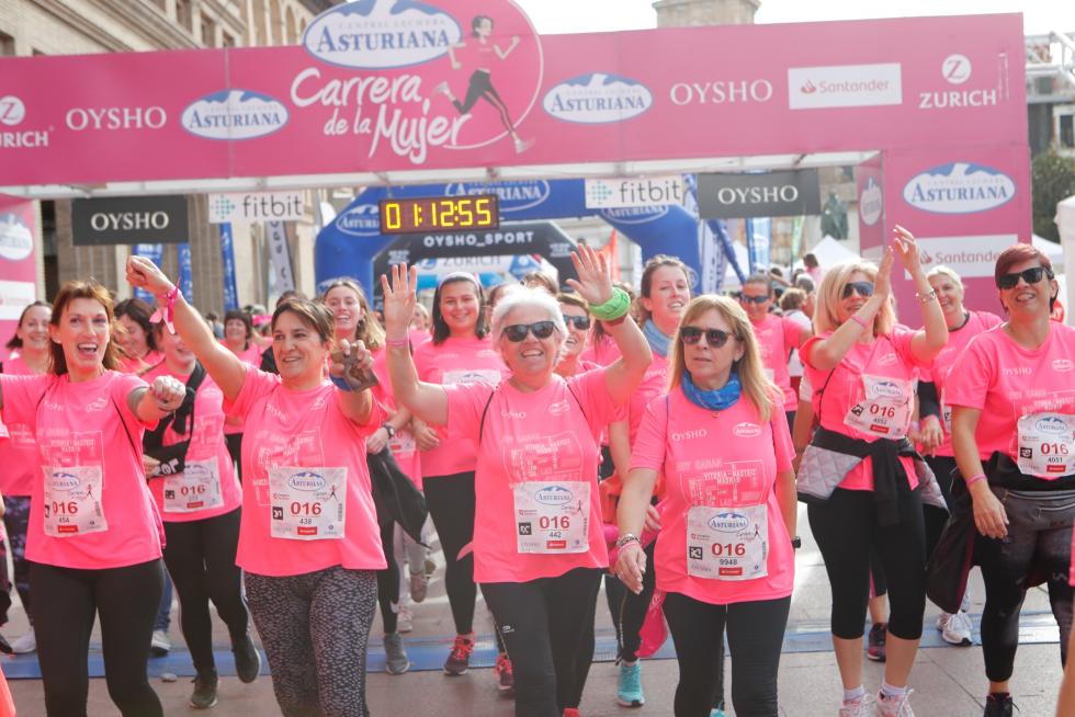 Un total de 13.000 participantes en la Carrera de la Mujer de Zaragoza.