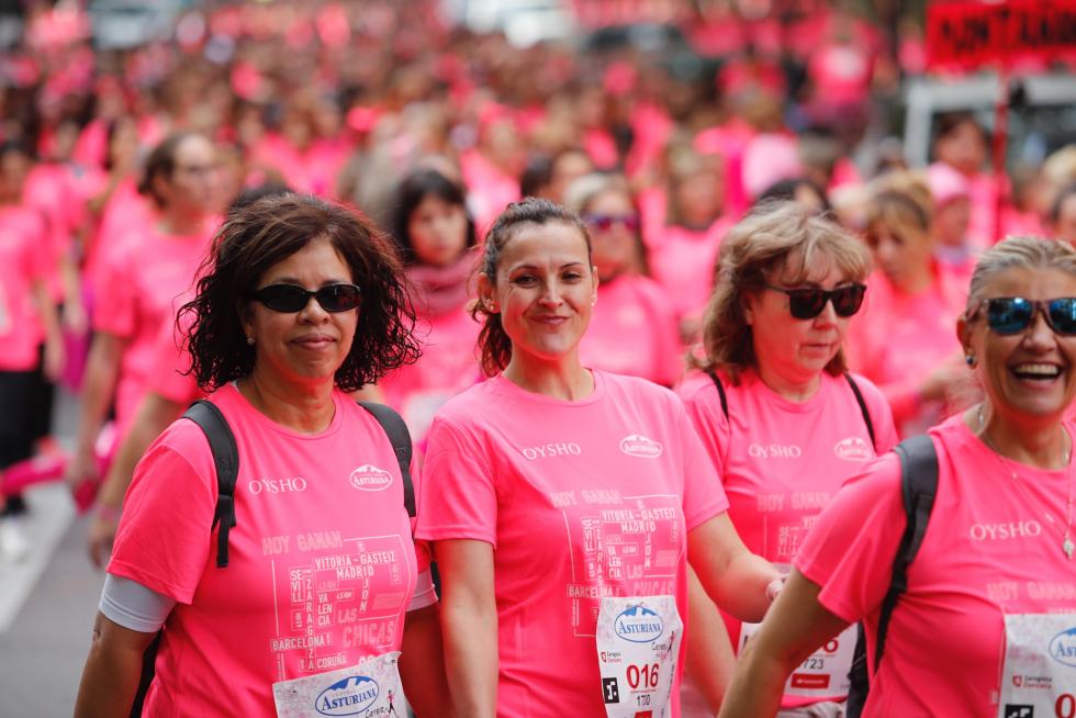 Un total de 13.000 participantes en la Carrera de la Mujer de Zaragoza.