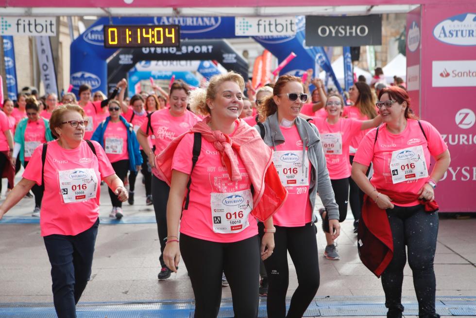 Un total de 13.000 participantes en la Carrera de la Mujer de Zaragoza.