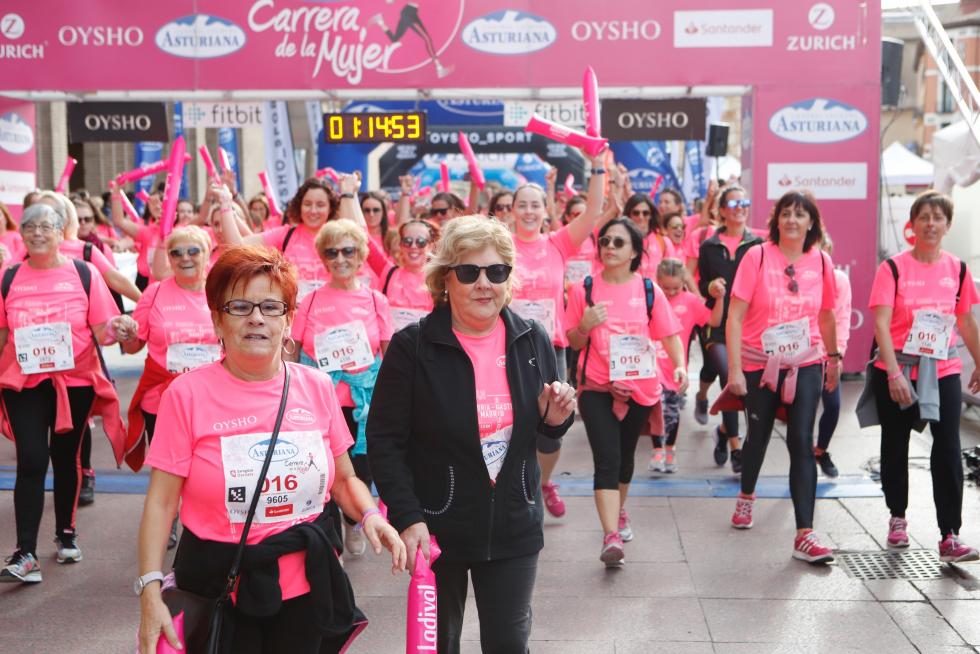 Un total de 13.000 participantes en la Carrera de la Mujer de Zaragoza.