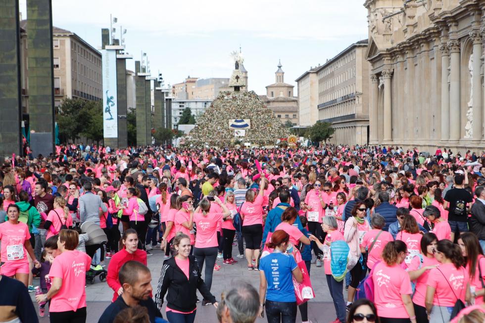 Un total de 13.000 participantes en la Carrera de la Mujer de Zaragoza.
