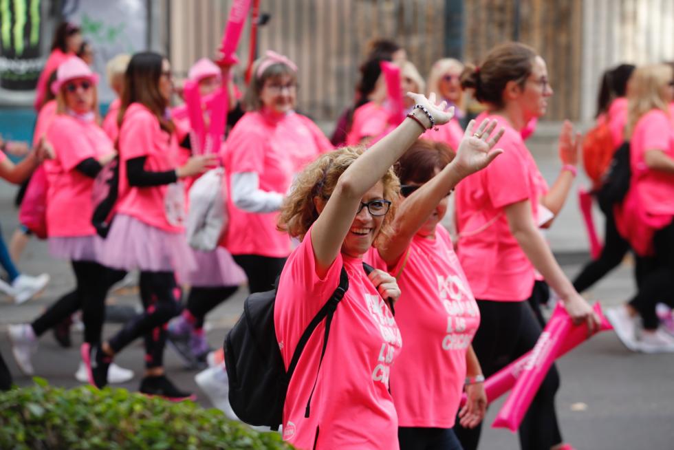 Un total de 13.000 participantes en la Carrera de la Mujer de Zaragoza.