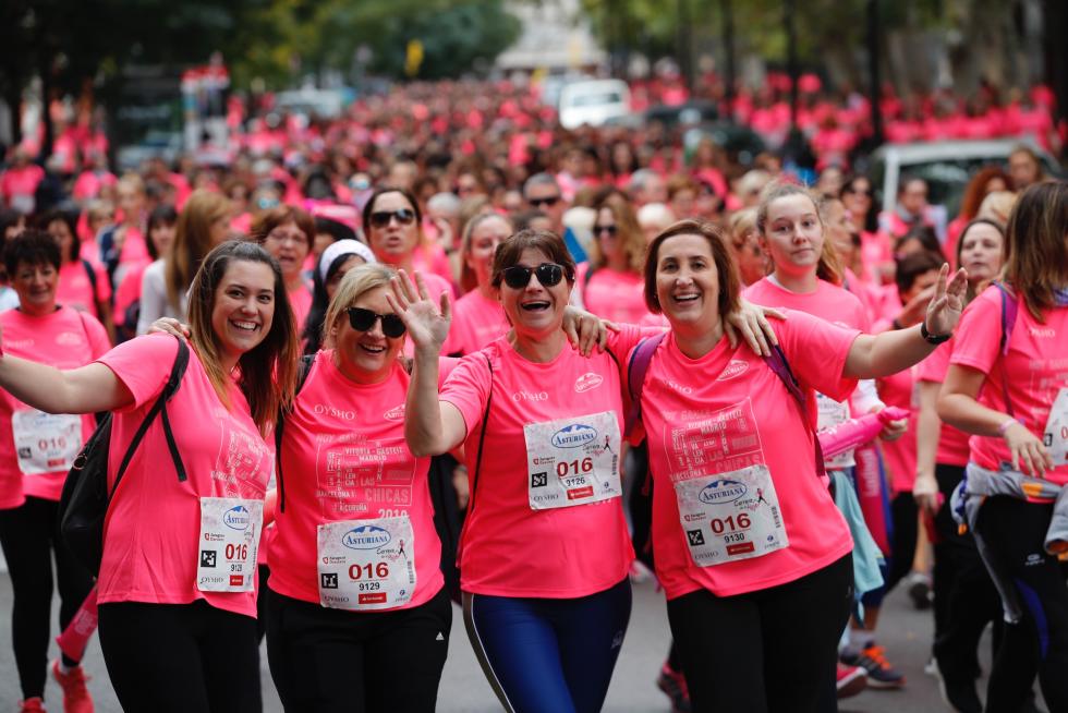 Un total de 13.000 participantes en la Carrera de la Mujer de Zaragoza.