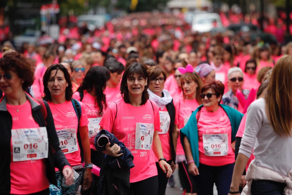 Un total de 13.000 participantes en la Carrera de la Mujer de Zaragoza.