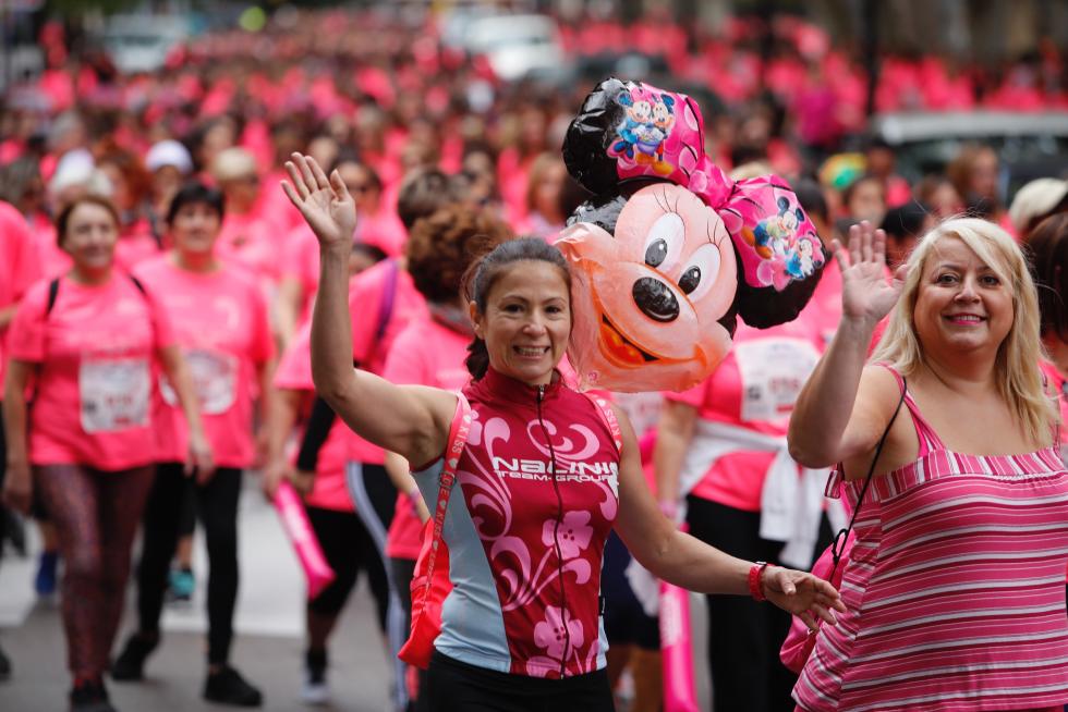 Un total de 13.000 participantes en la Carrera de la Mujer de Zaragoza.