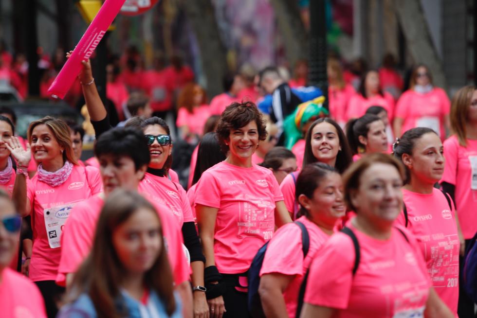 Un total de 13.000 participantes en la Carrera de la Mujer de Zaragoza.