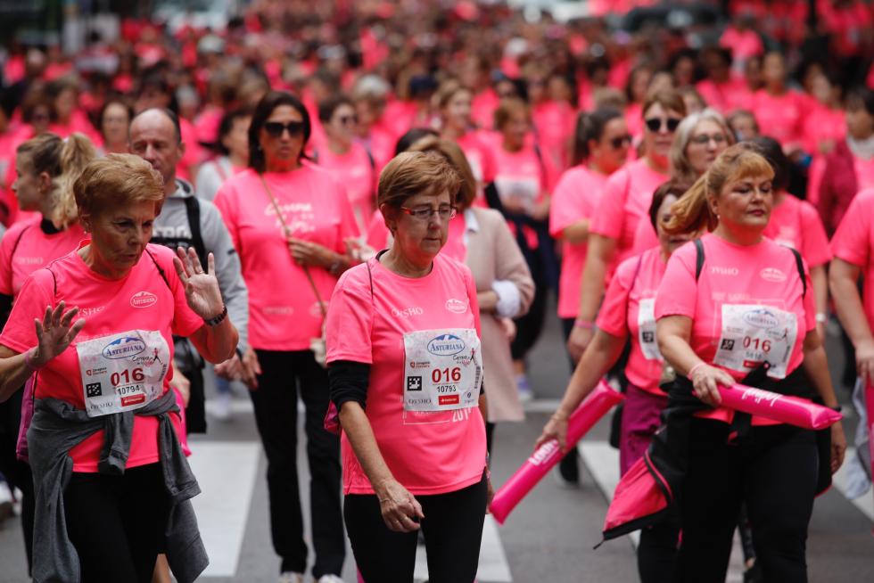 Un total de 13.000 participantes en la Carrera de la Mujer de Zaragoza.