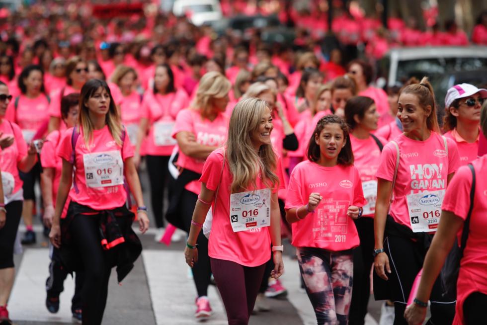 Un total de 13.000 participantes en la Carrera de la Mujer de Zaragoza.