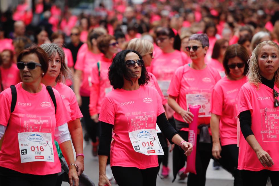 Un total de 13.000 participantes en la Carrera de la Mujer de Zaragoza.