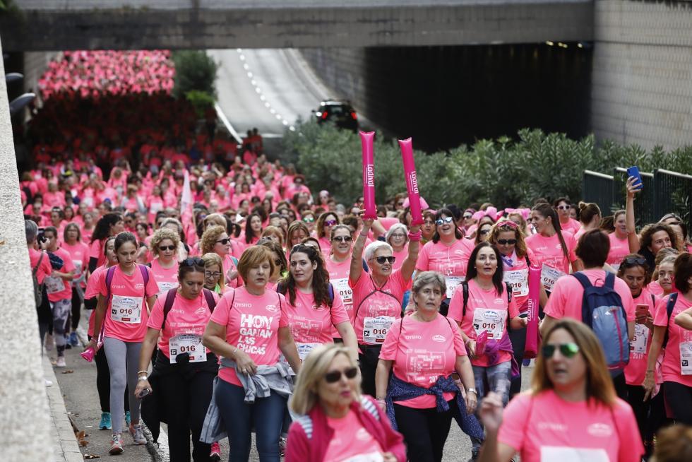 Un total de 13.000 participantes en la Carrera de la Mujer de Zaragoza.