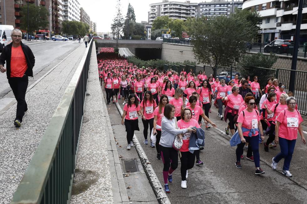 Un total de 13.000 participantes en la Carrera de la Mujer de Zaragoza.