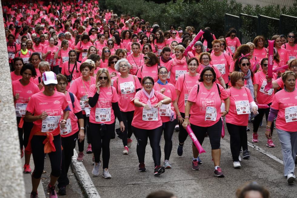 Un total de 13.000 participantes en la Carrera de la Mujer de Zaragoza.