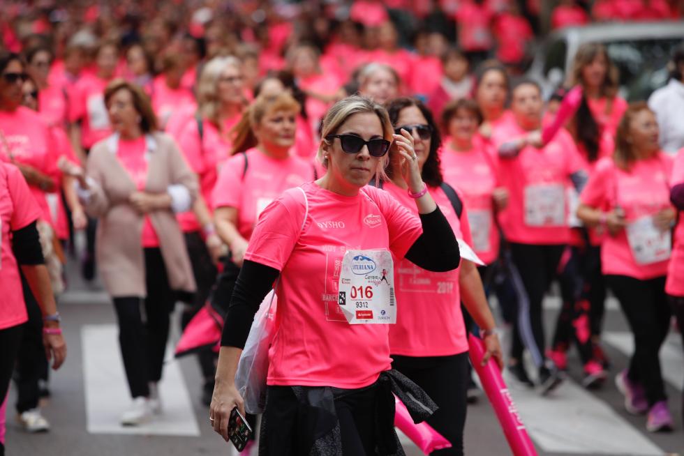 Un total de 13.000 participantes en la Carrera de la Mujer de Zaragoza.