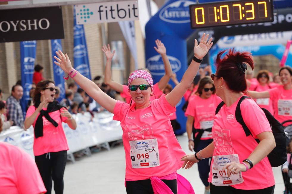 Un total de 13.000 participantes en la Carrera de la Mujer de Zaragoza.