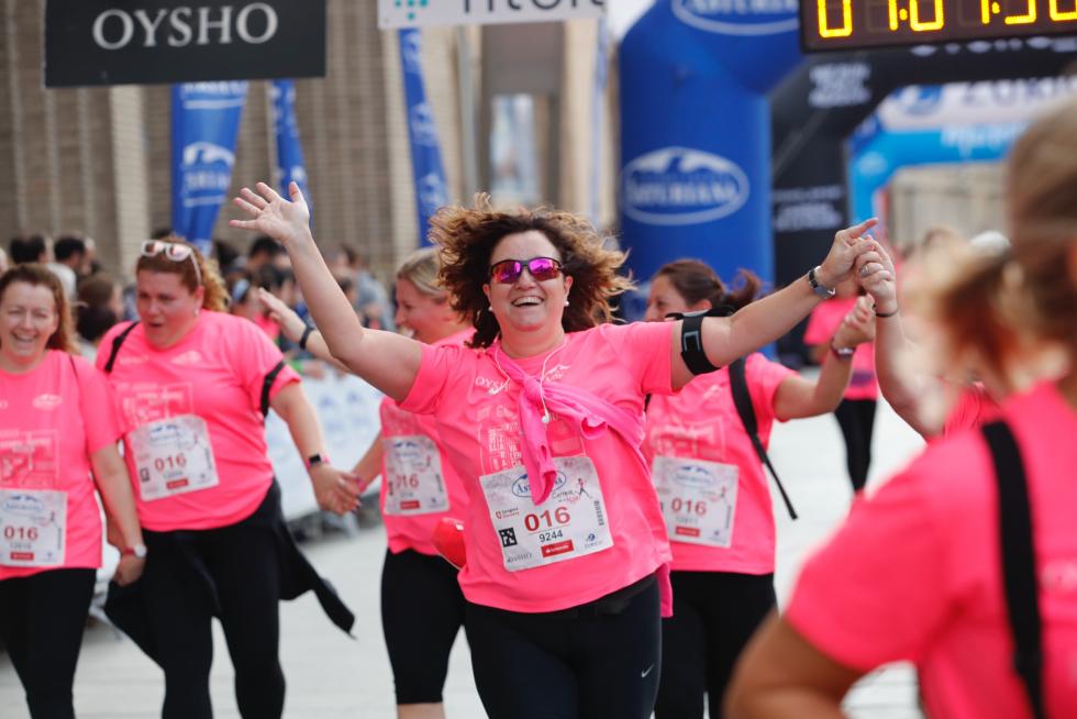 Un total de 13.000 participantes en la Carrera de la Mujer de Zaragoza.
