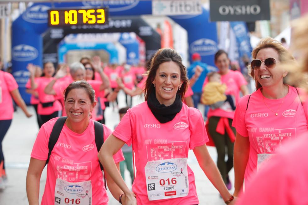 Un total de 13.000 participantes en la Carrera de la Mujer de Zaragoza.