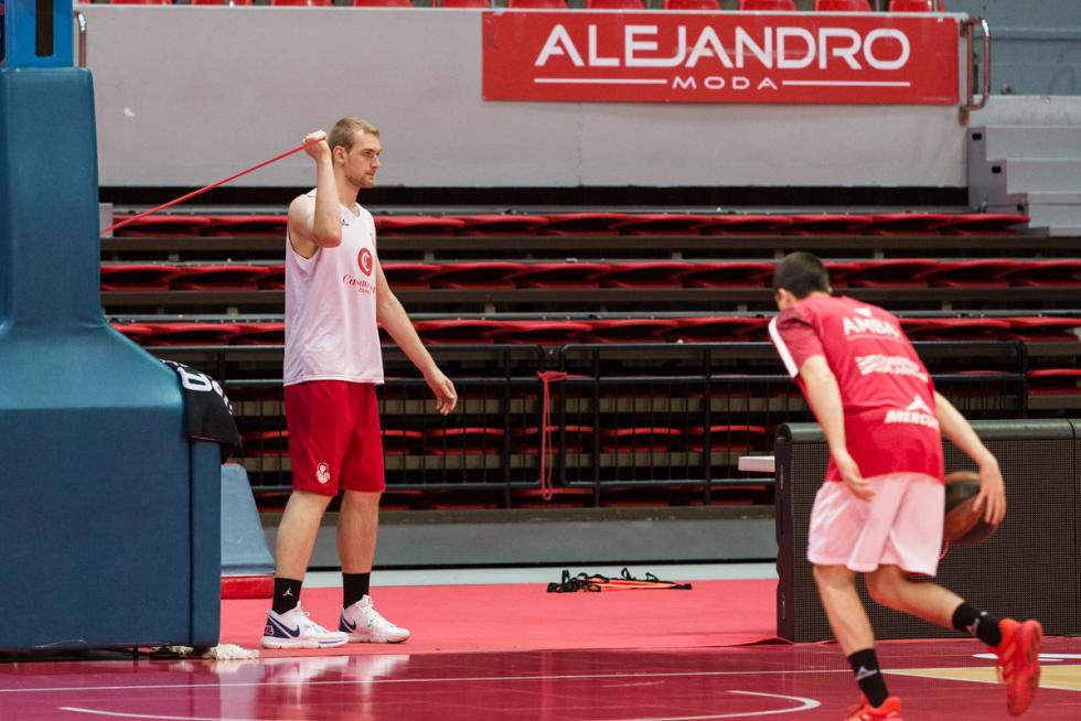 DEPORTES ENTRENAMIENTO DEL CASADEMONT BALONCESTO / 24-10-2019 / FOTO: ARANZAZU NAVARRO