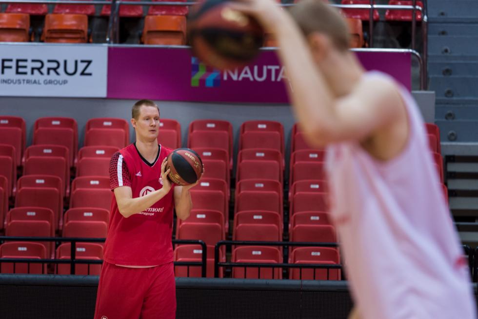 DEPORTES ENTRENAMIENTO DEL CASADEMONT BALONCESTO / 24-10-2019 / FOTO: ARANZAZU NAVARRO