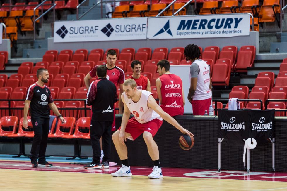 DEPORTES ENTRENAMIENTO DEL CASADEMONT BALONCESTO / 24-10-2019 / FOTO: ARANZAZU NAVARRO