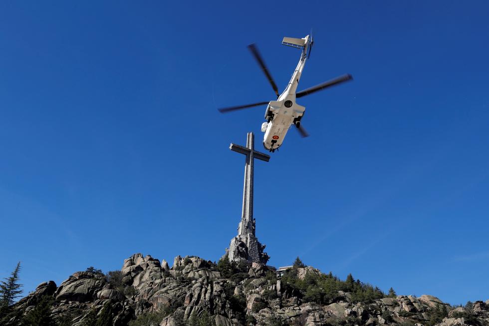 La exhumación de Franco, en imágenes