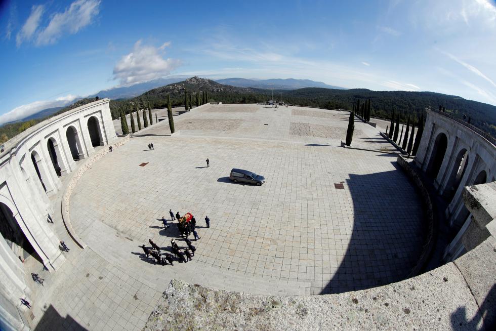 La exhumación de Franco, en imágenes