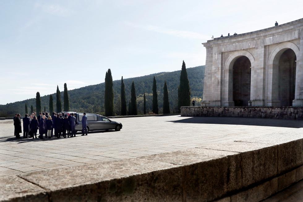 La exhumación de Franco, en imágenes