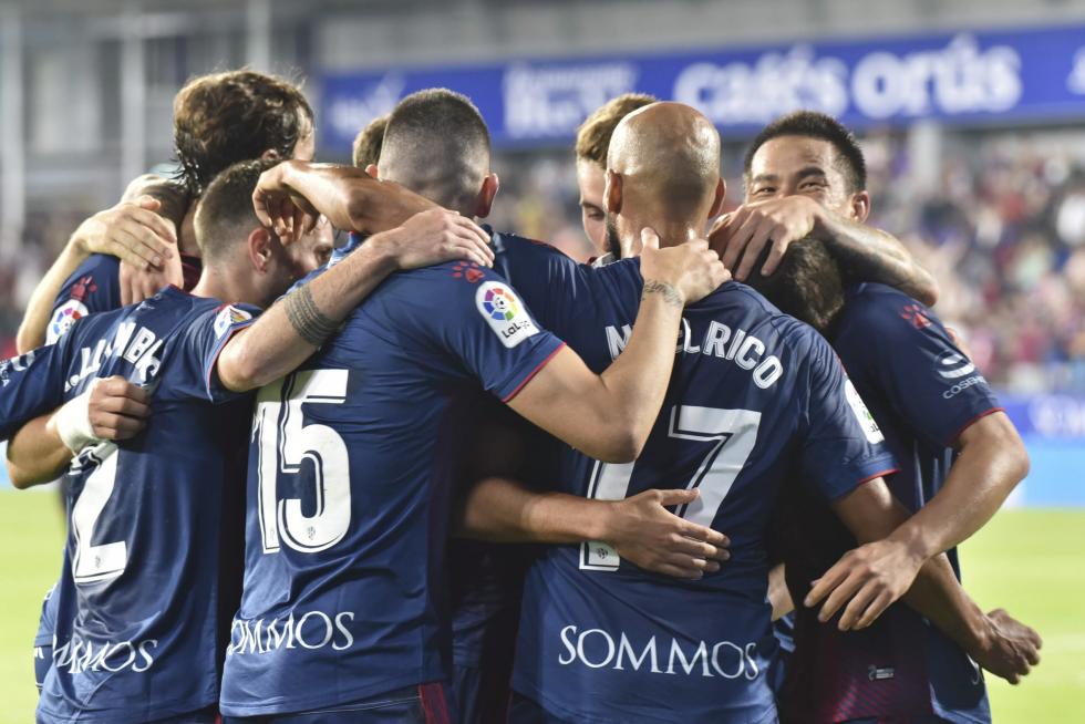 SD Huesca - Elche en El Alcoraz