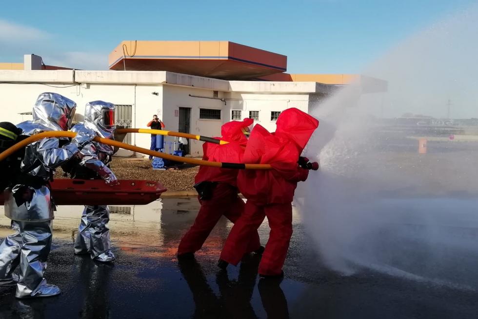 La intervención se ha llevado a cabo por varias dotaciones de Bomberos de Zaragoza