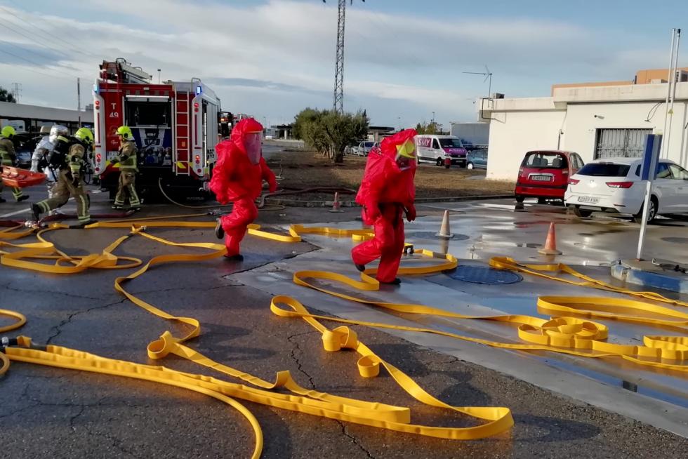 La intervención se ha llevado a cabo por varias dotaciones de Bomberos de Zaragoza