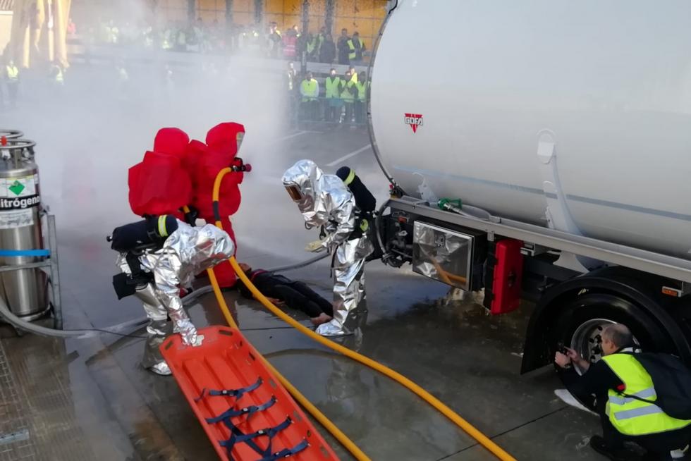 La intervención se ha llevado a cabo por varias dotaciones de Bomberos de Zaragoza