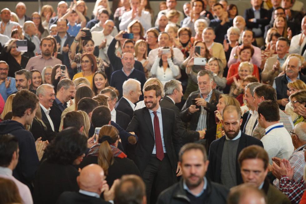 Mitin del candidato del PP Pablo Casado en Zaragoza