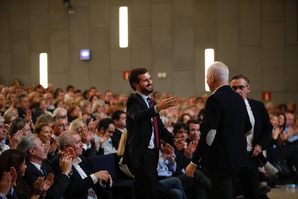 Mitin del candidato del PP Pablo Casado en Zaragoza