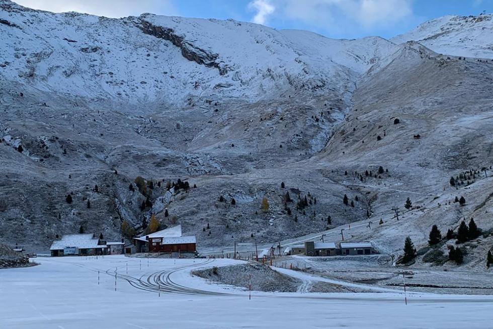 Primera gran nevada del otoño en el Pirineo.