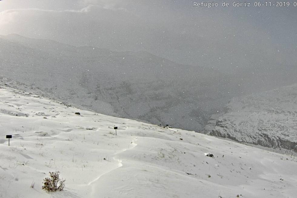Primera gran nevada del otoño en el Pirineo.
