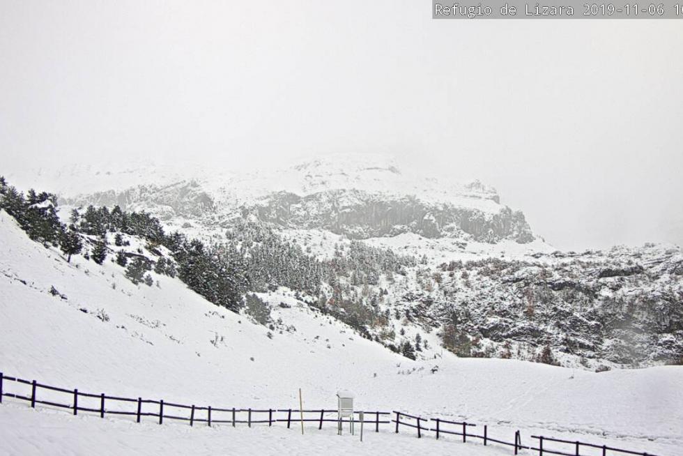 Primera gran nevada del otoño en el Pirineo.