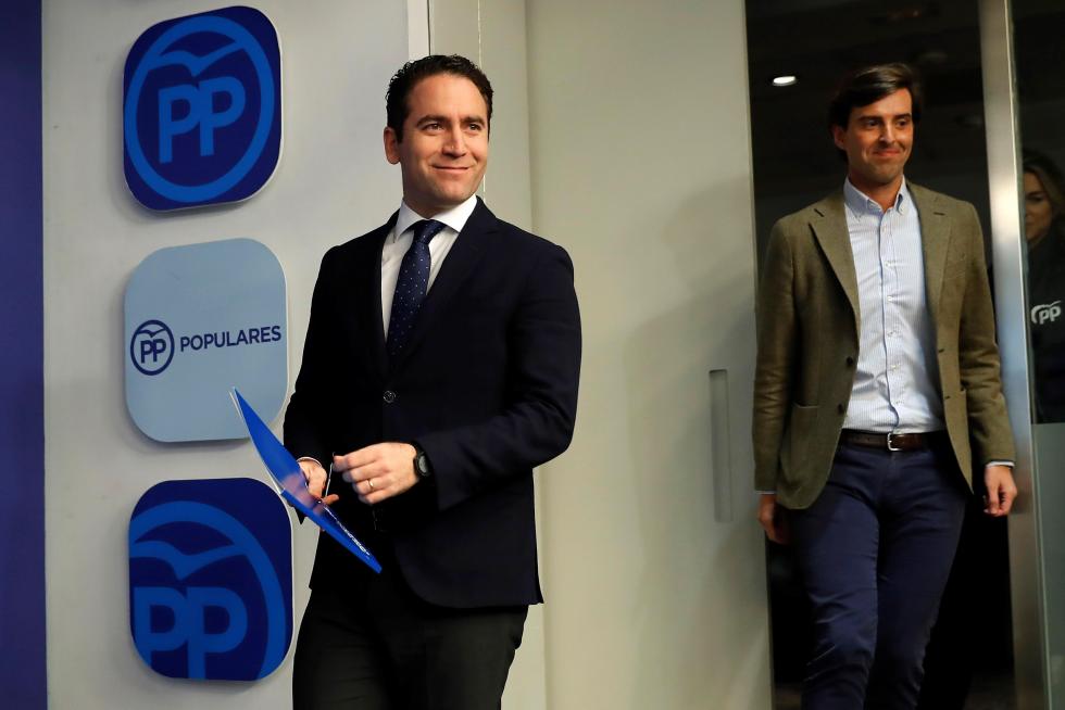 Seguimiento de resultados en la sede del PP.