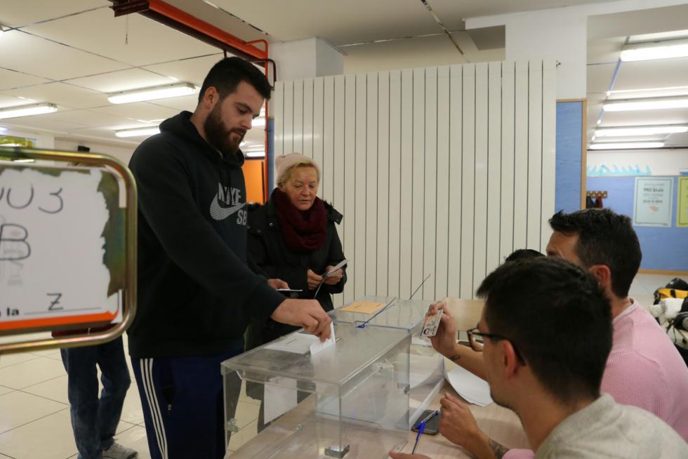 Votaciones en el Colegio Hermanos Marx de Zaragoza.