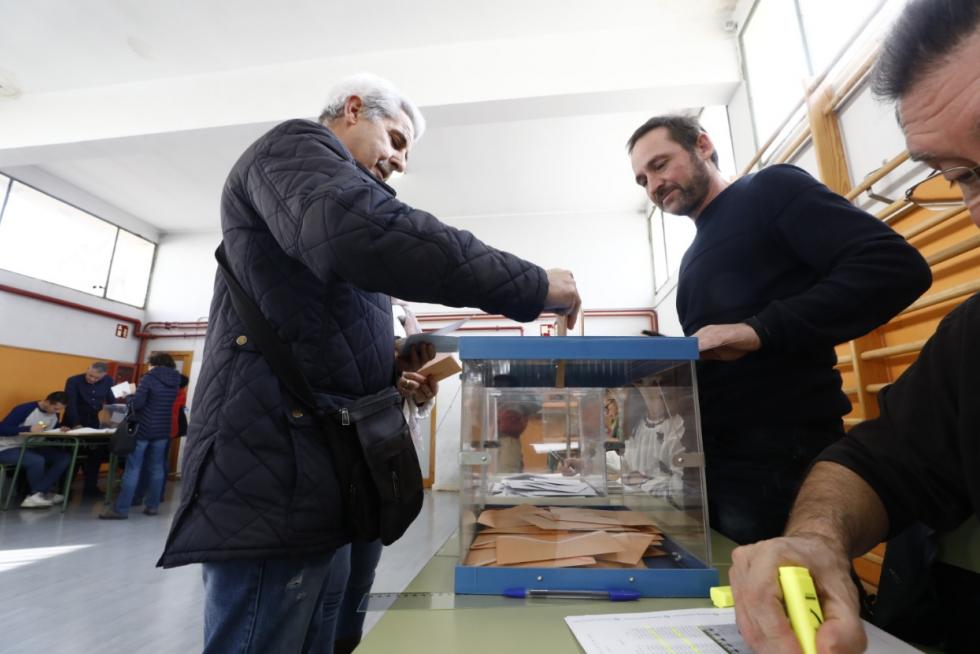 Votaciones en el IES Blecua.