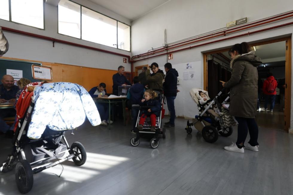 Votaciones en el IES Blecua.
