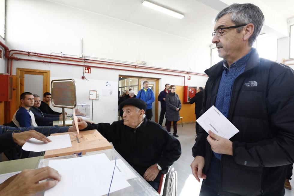 Votaciones en el IES Blecua.