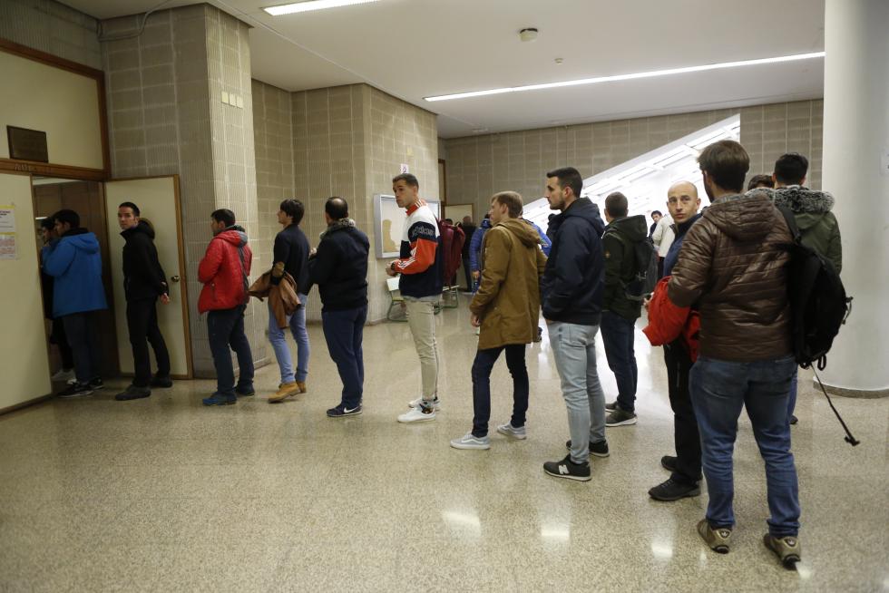 Oposiciones en Zaragoza para 62 plazas de bomberos, que atraen a 646 aspirantes