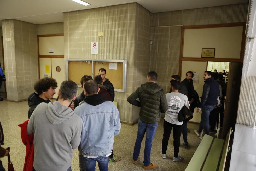 Oposiciones en Zaragoza para 62 plazas de bomberos, que atraen a 646 aspirantes