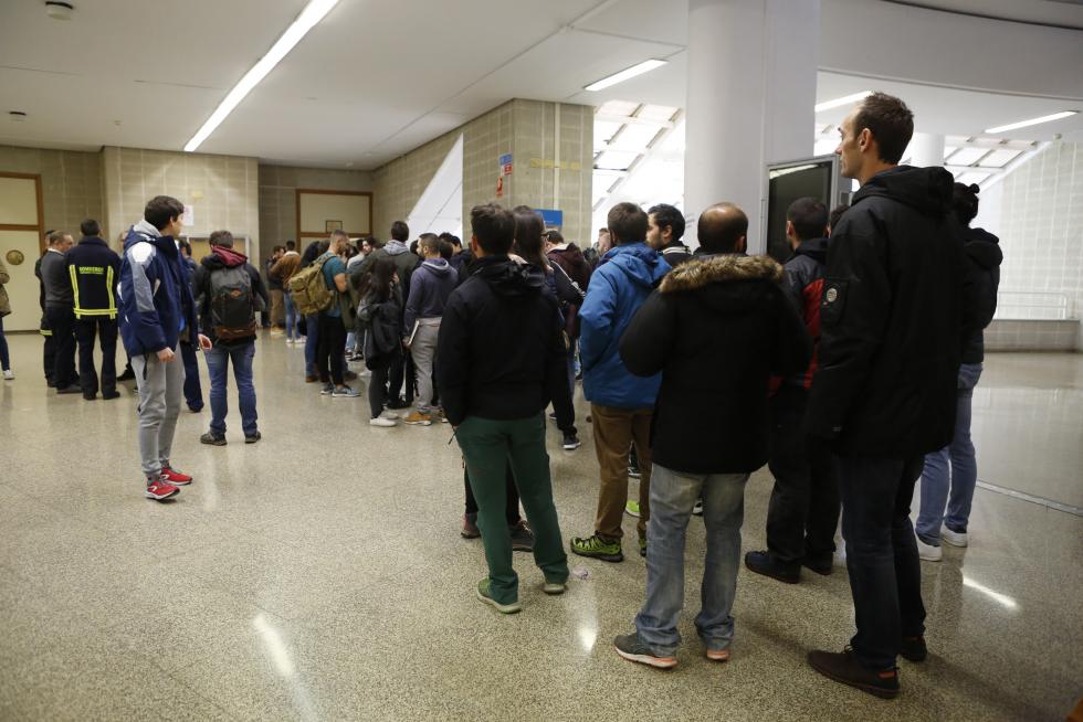 Oposiciones en Zaragoza para 62 plazas de bomberos, que atraen a 646 aspirantes