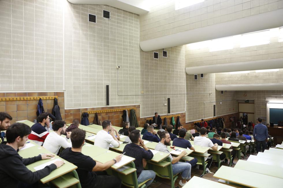 Oposiciones en Zaragoza para 62 plazas de bomberos, que atraen a 646 aspirantes