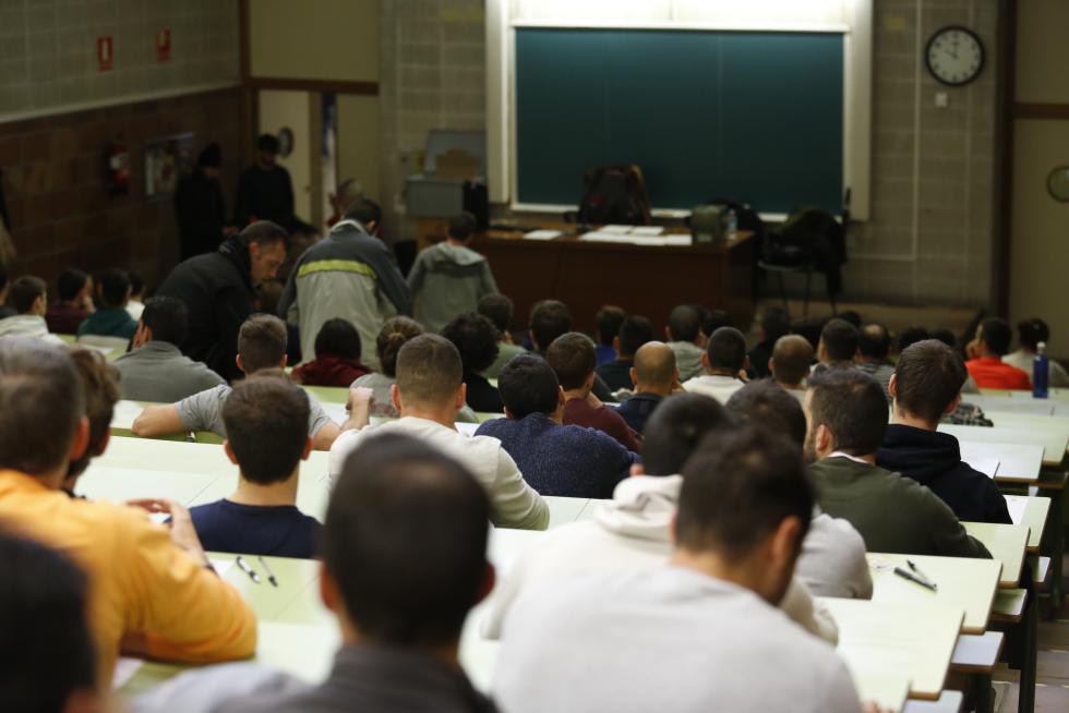 Oposiciones en Zaragoza para 62 plazas de bomberos, que atraen a 646 aspirantes